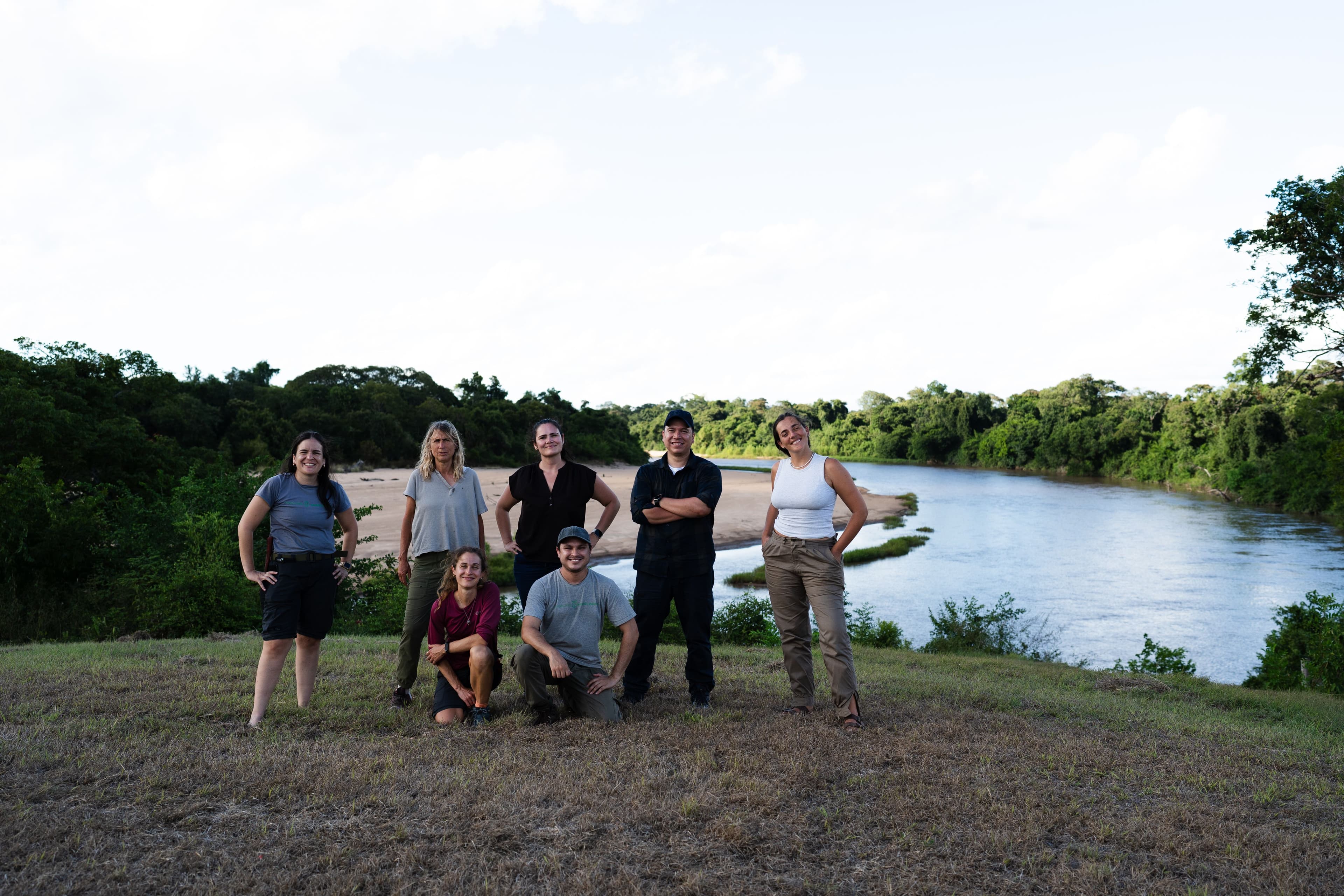 Members of the JRI, RA & FMB gathered at the banks of the Apa river, in Paraguay.